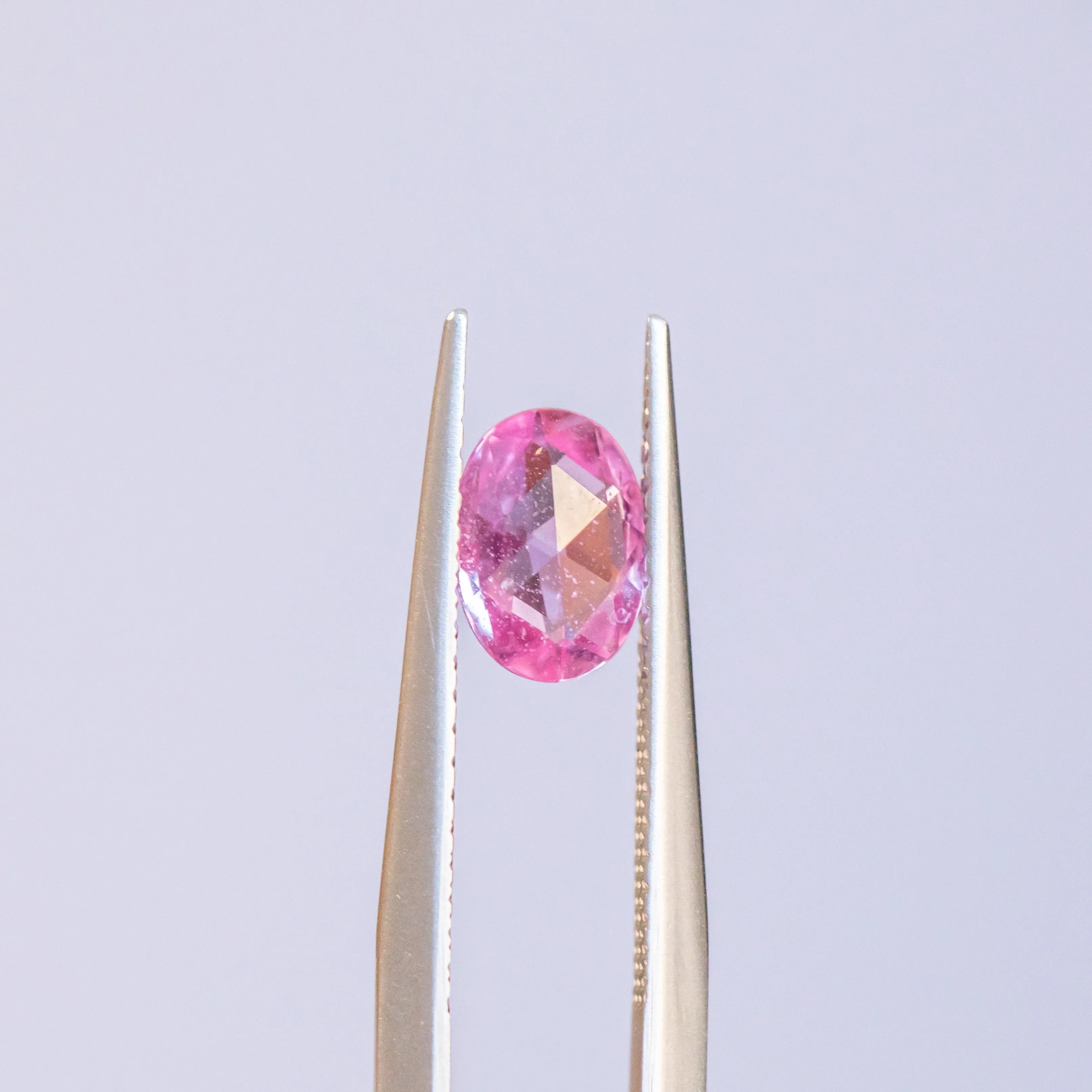 0.95CT OVAL ROSECUT TANZANIA SAPPHIRE, VIBRANT PINK, 7.20X5.20MM