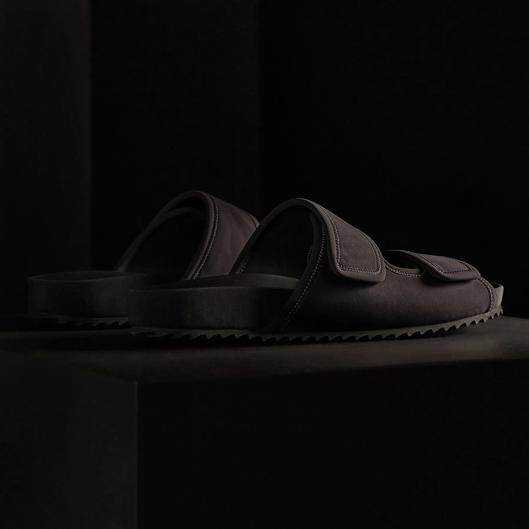 Binding Velcro Slide - Black/Black