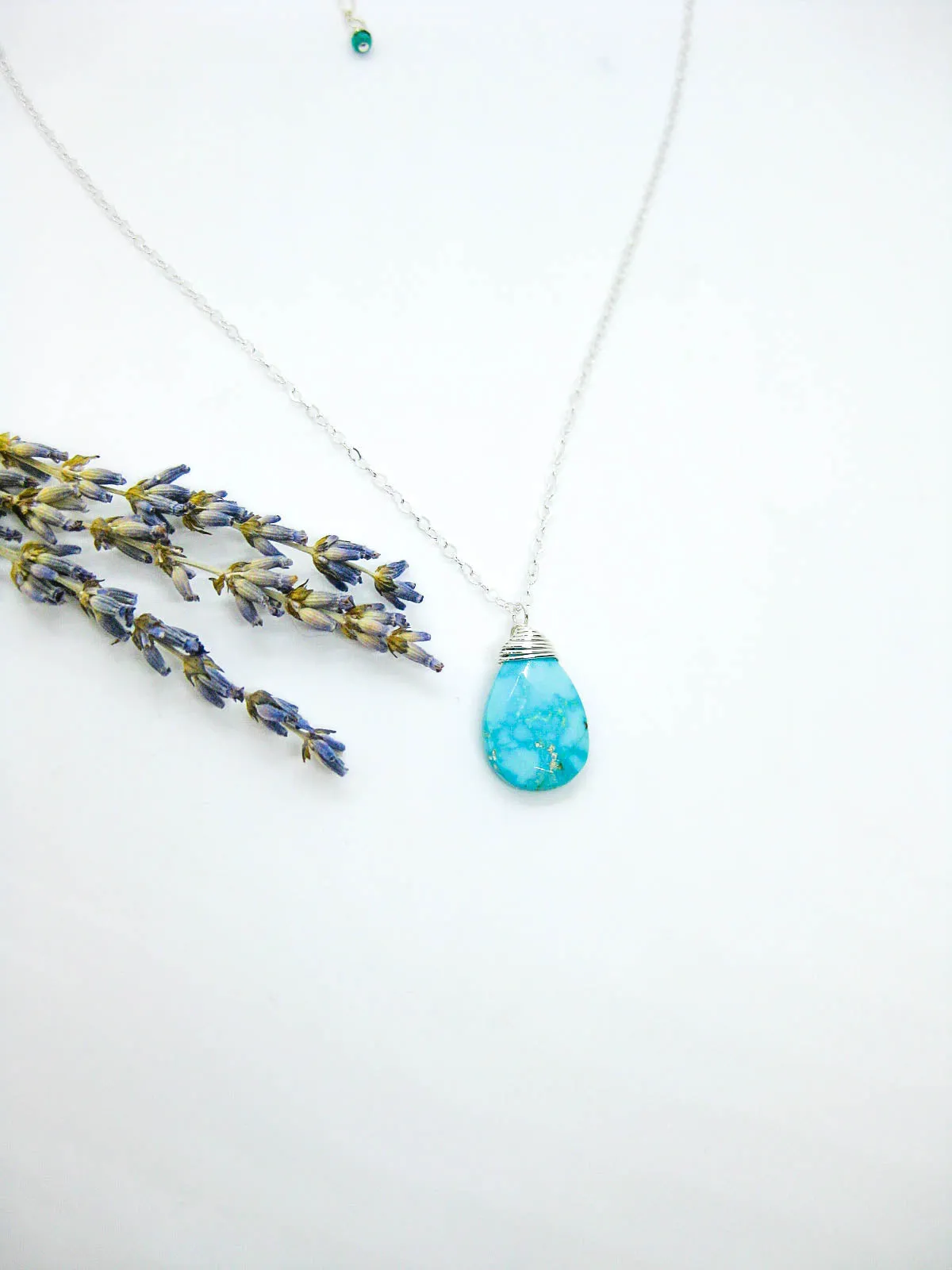 Clover: Turquoise Necklace - n640