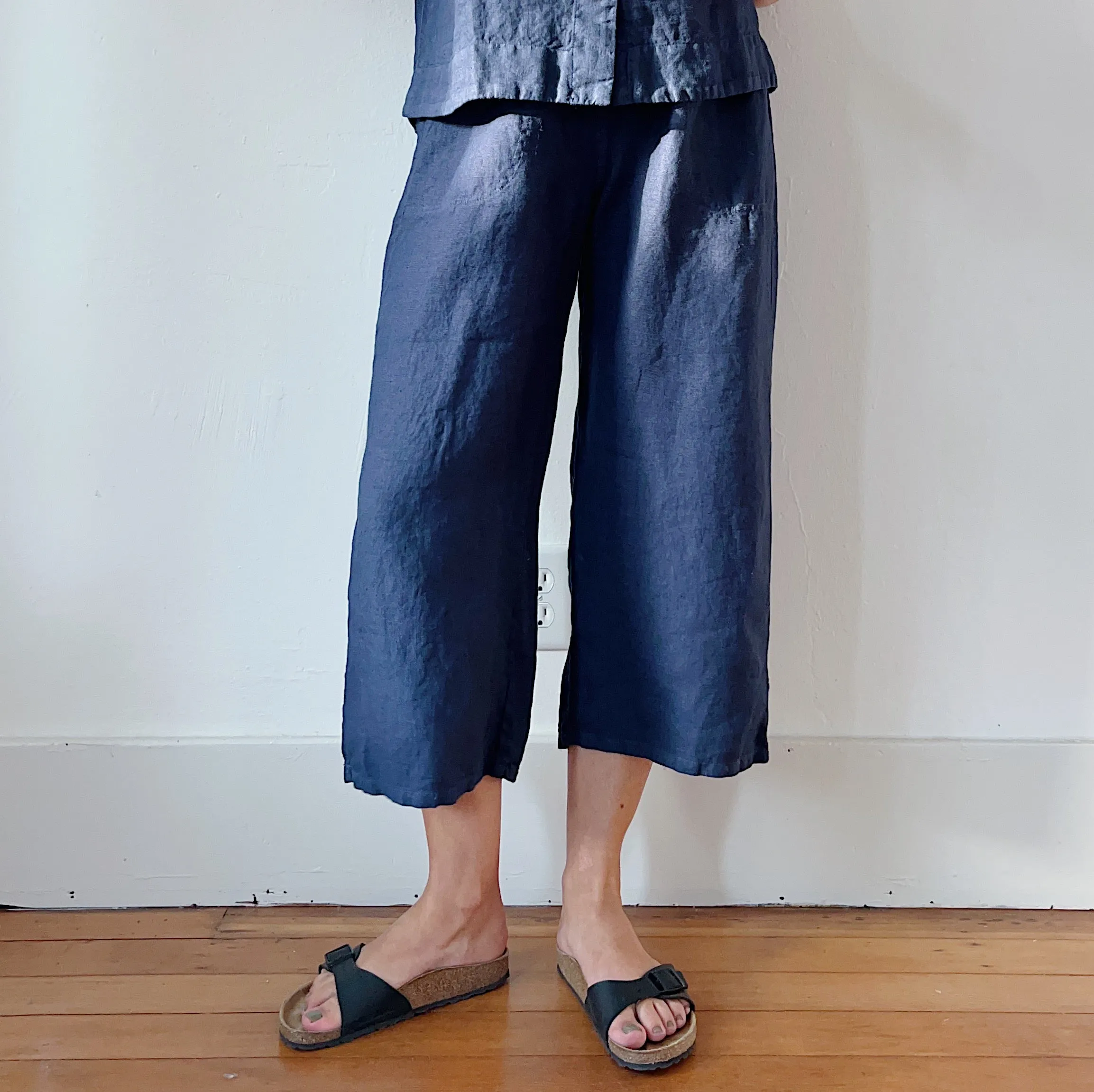 Cut Loose | Hanky Linen Easy Crop Flood in Nightsky