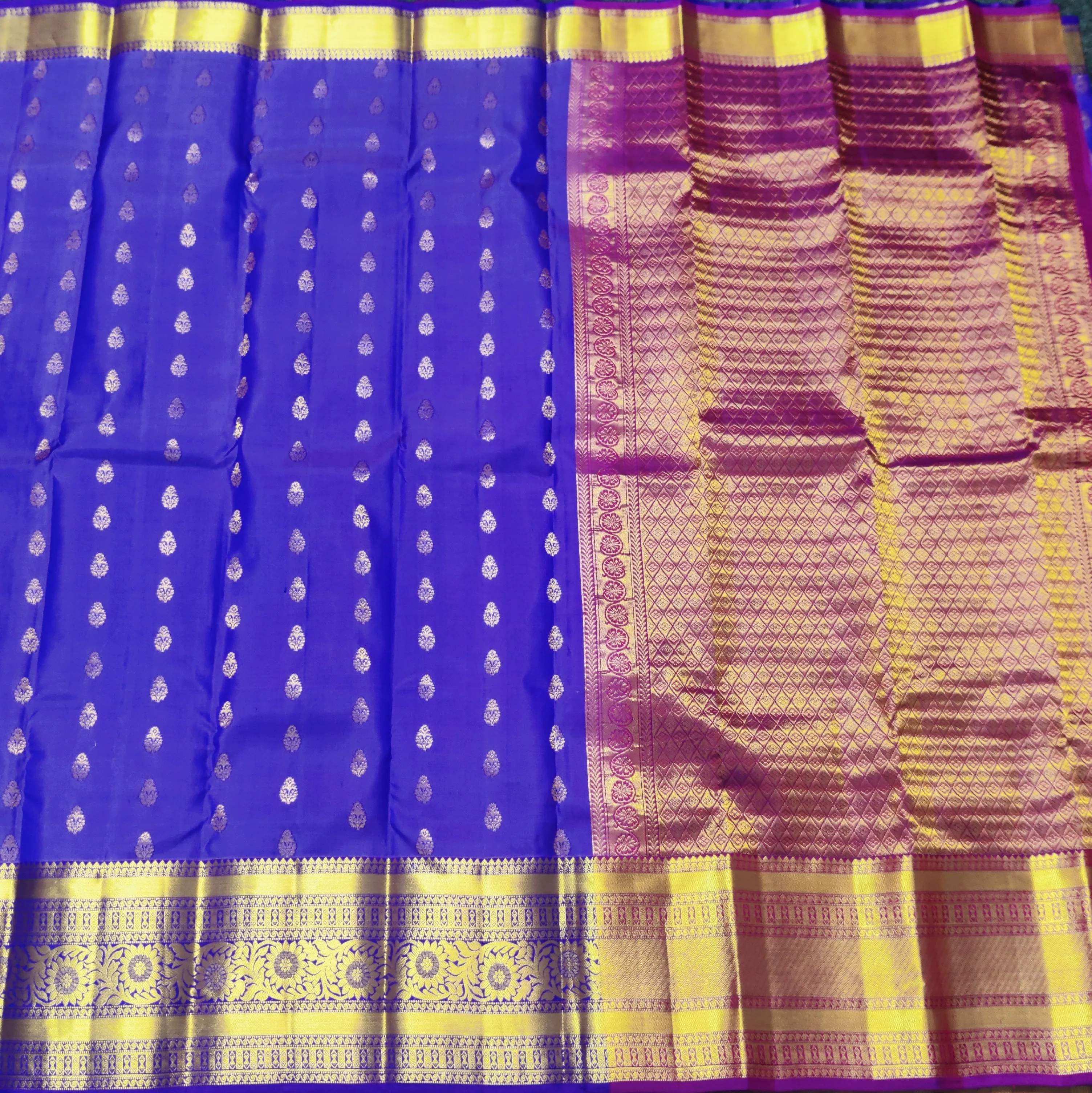 Kanchi light weight saree - KMP210