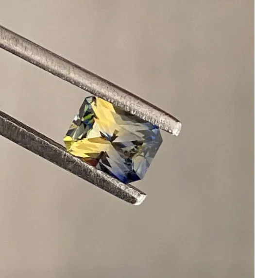 Loose 1.47 Ct Octagon Blue And Yellow Sapphire