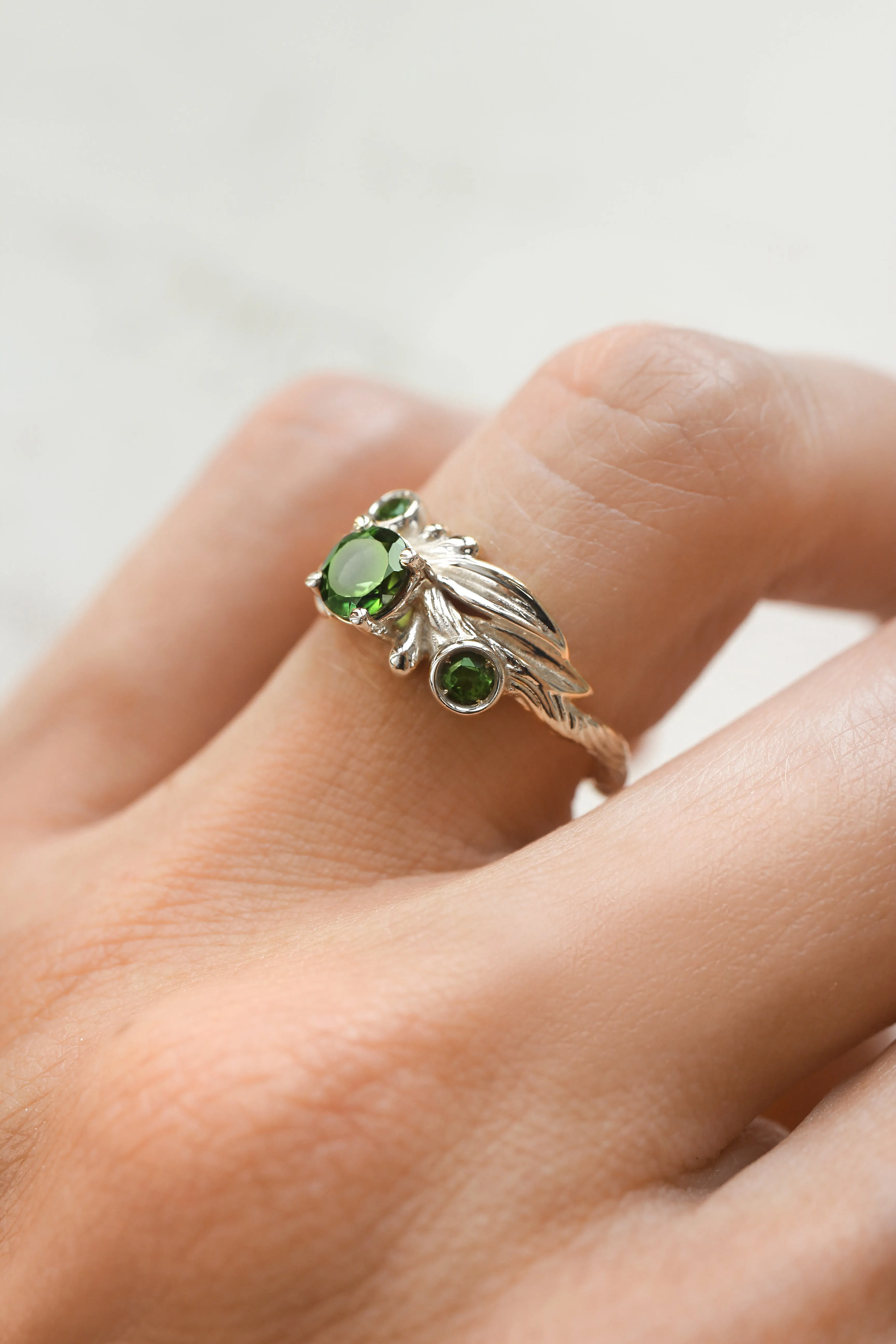 Olive branch ring with green tourmalines / Olivia