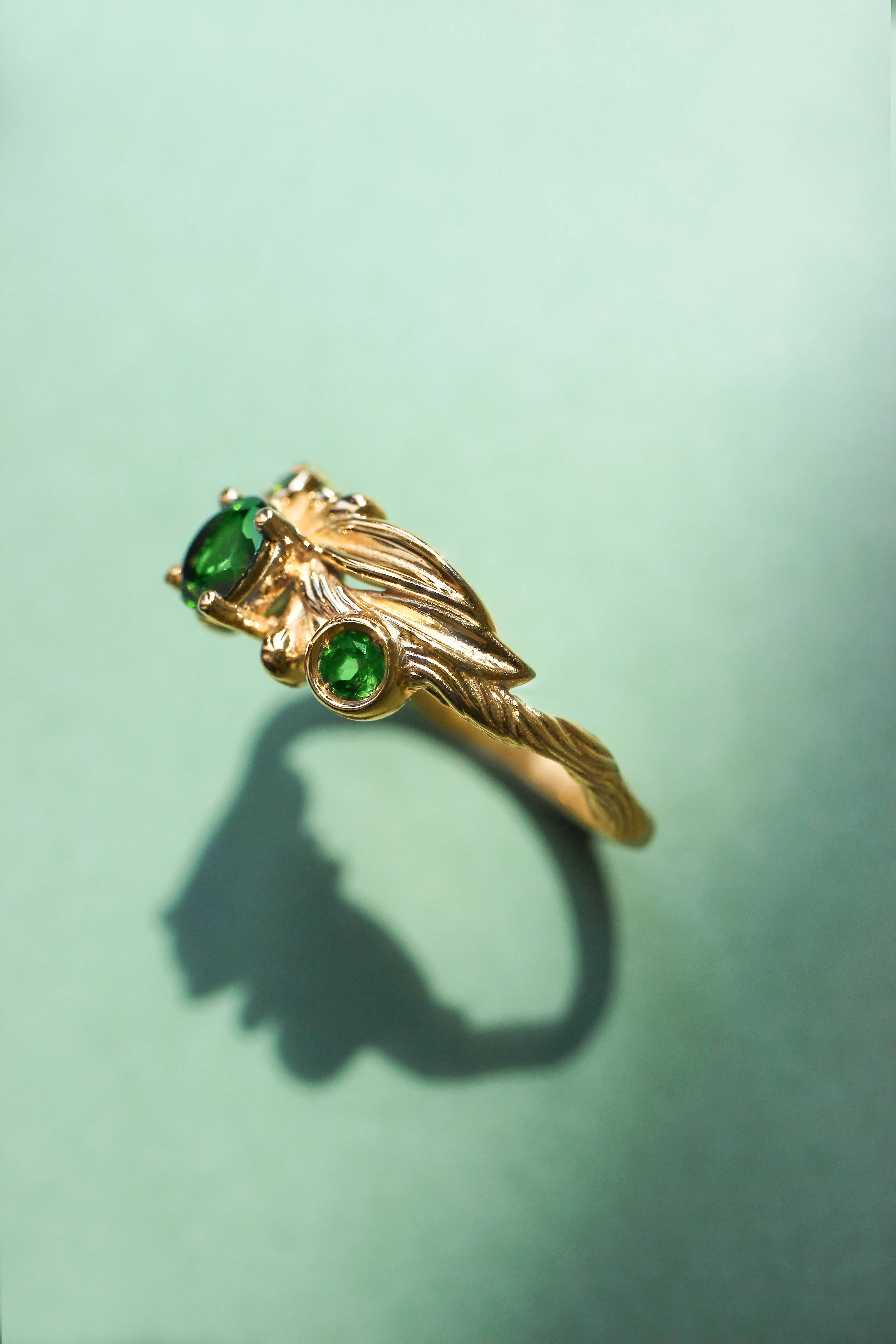 Olive branch ring with green tourmalines / Olivia