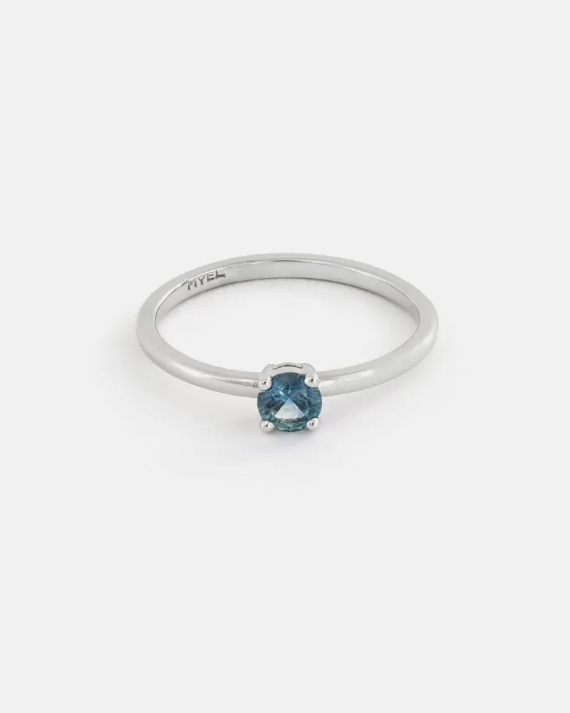 Solitaire Ring in 14k Fairmined Gold with Montana Sapphire