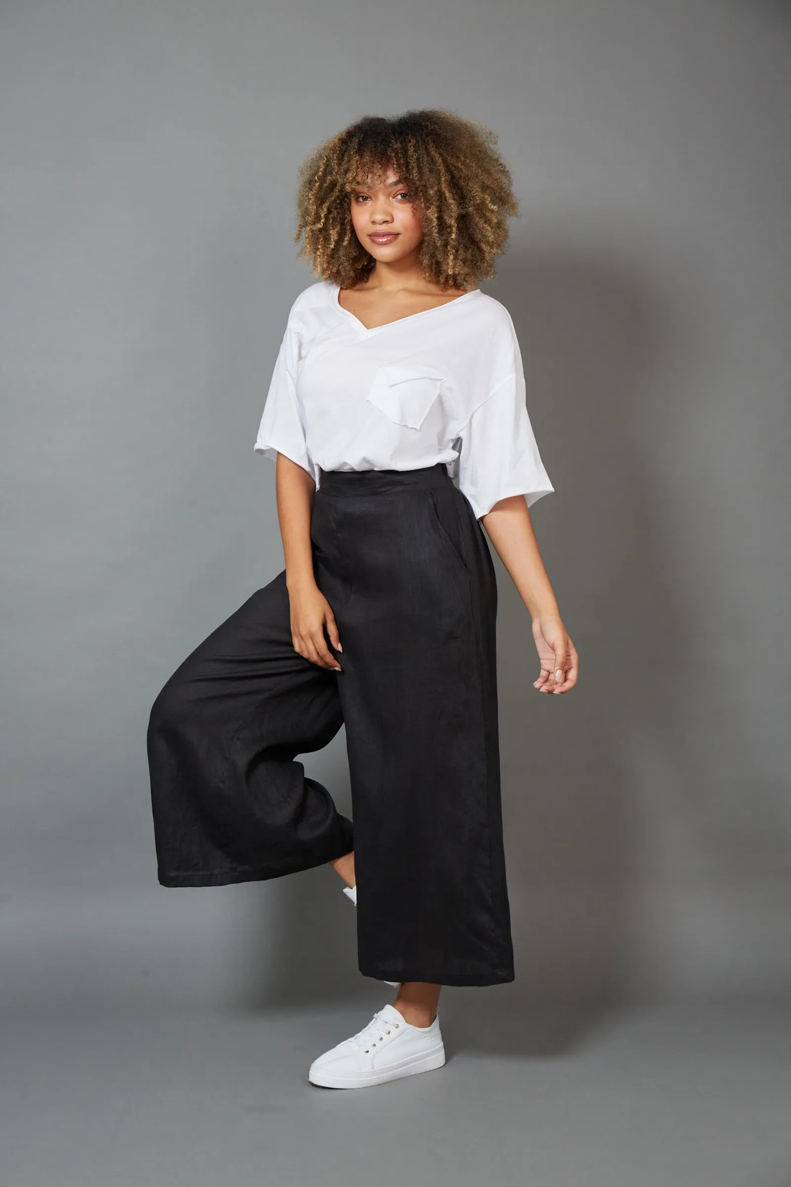 Studio Crop Linen Pant - Black