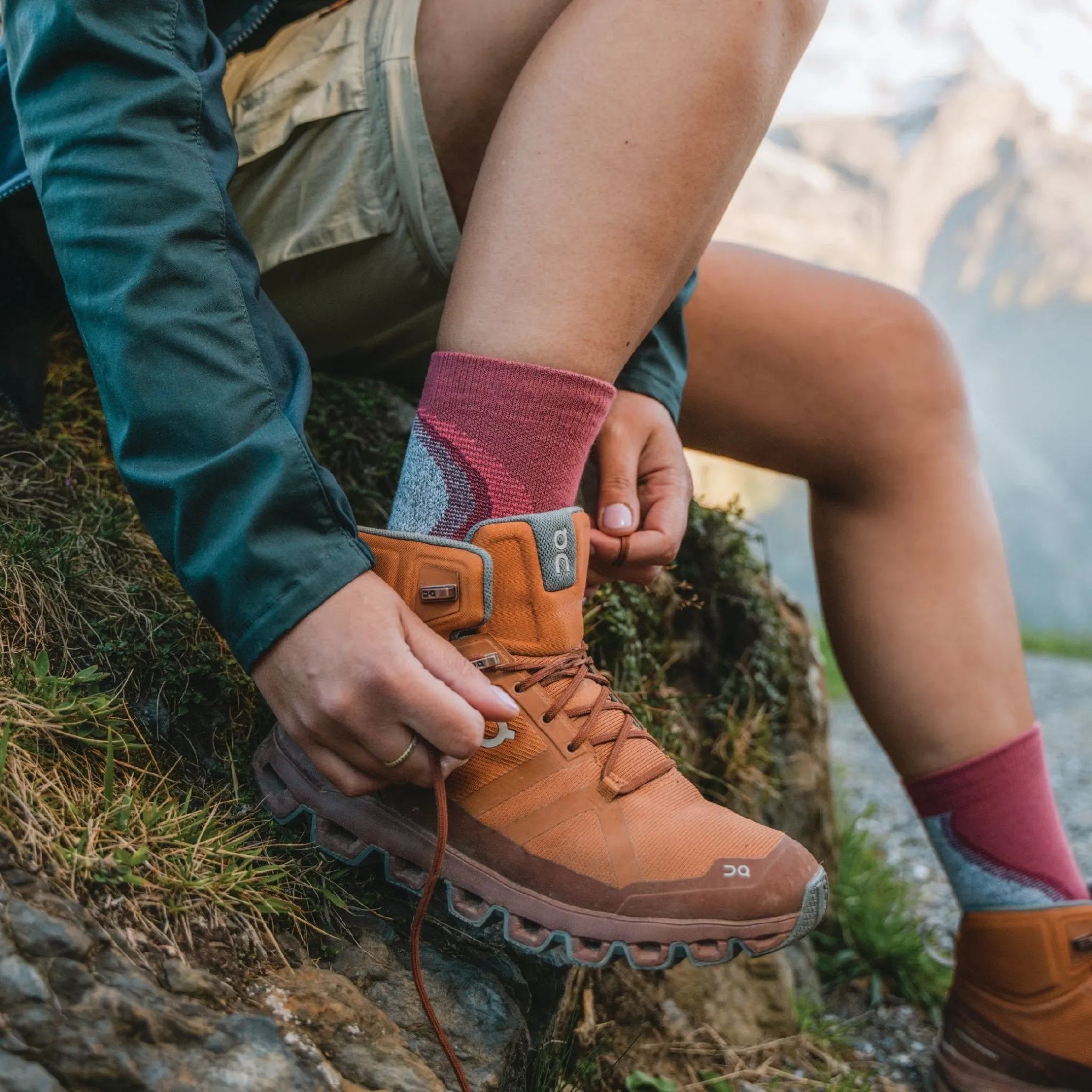 Women's Maple Lightweight Crew Hiking Sock